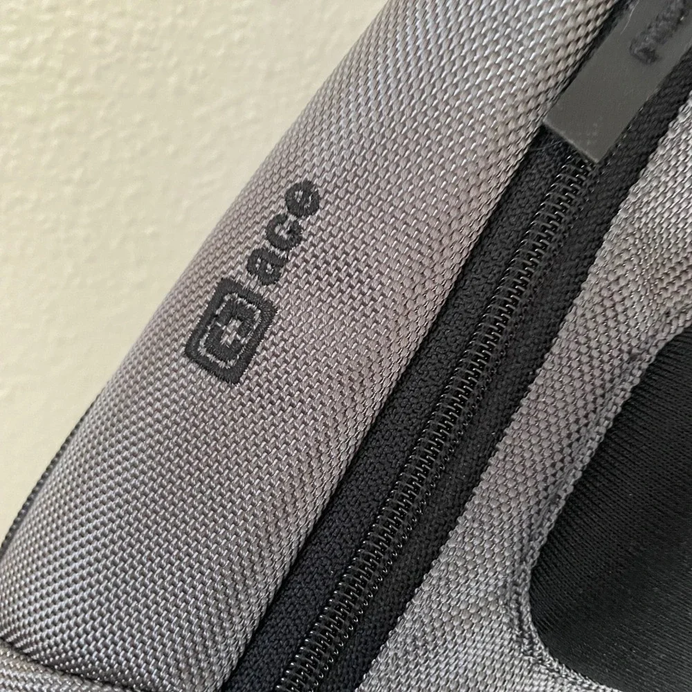 Ogio‎ Ace Pack Backpack Padded Laptop Protection Applovin Logo Travel Commuter